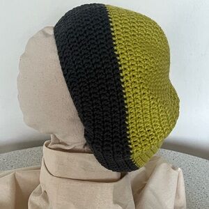 Two-Tone Crochet Beanie Tam